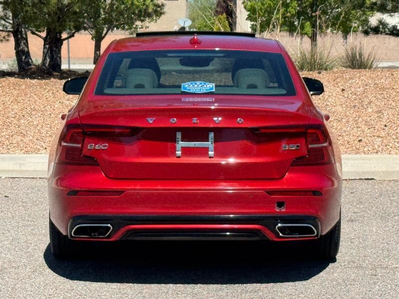 Volvo S60 B5 AWD Black Edition Momentum 2022