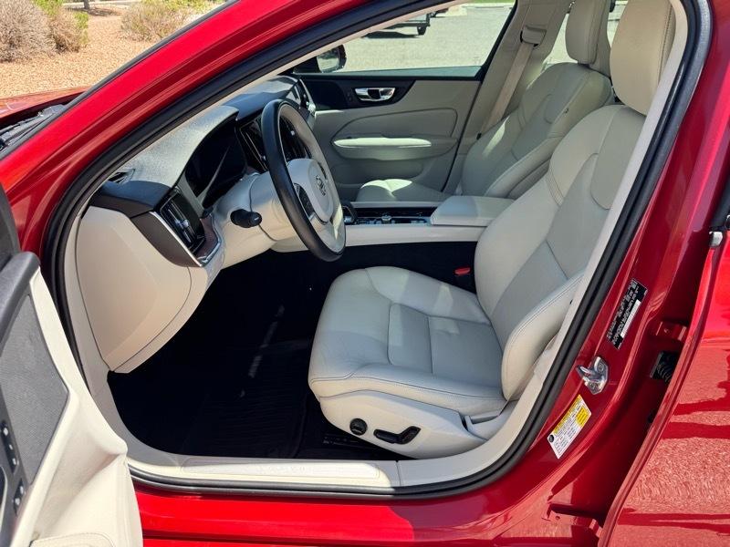 Volvo S60 B5 AWD Black Edition Momentum 2022