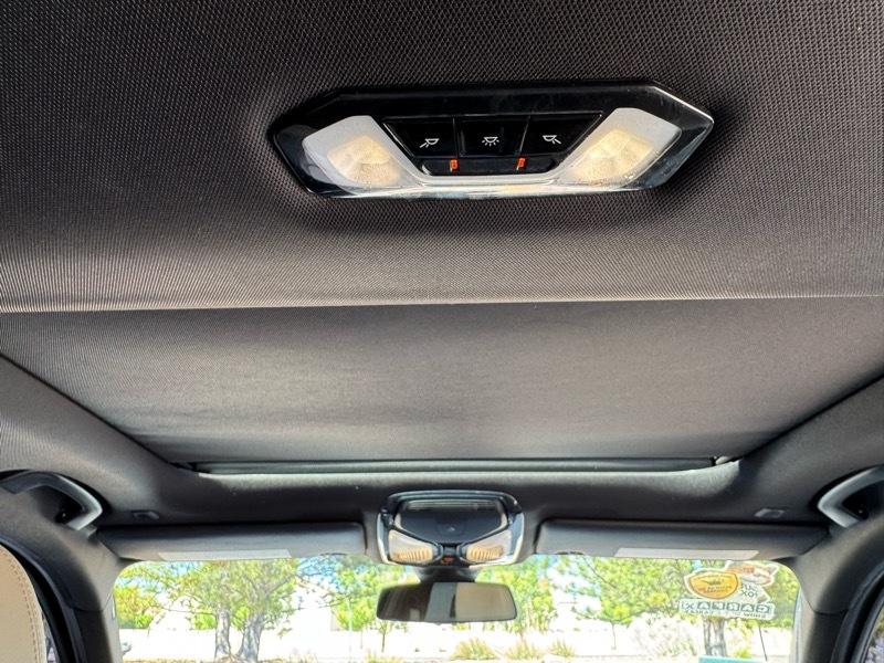 BMW 3 Series 330i Sedan 2019