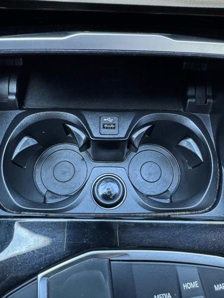 BMW 3 Series 330i Sedan 2019