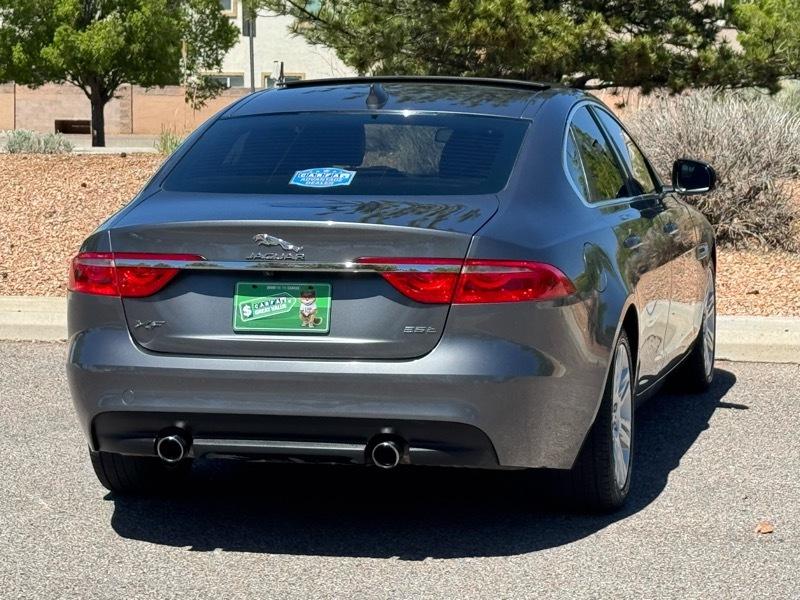 Jaguar XF 4dr Sdn 35t Premium RWD 2016