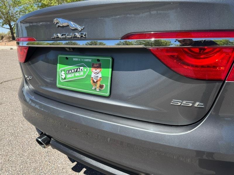 Jaguar XF 4dr Sdn 35t Premium RWD 2016