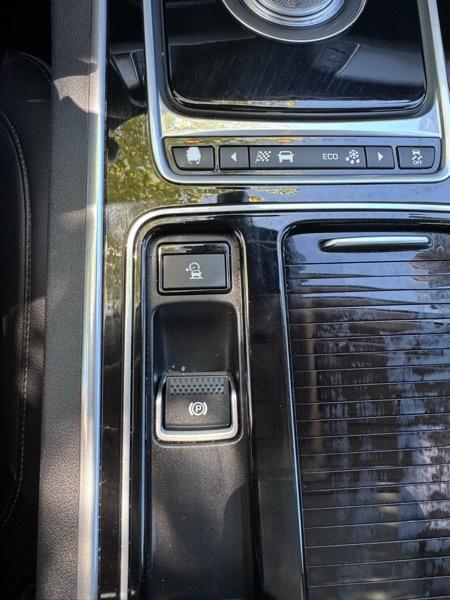 Jaguar XF 4dr Sdn 35t Premium RWD 2016