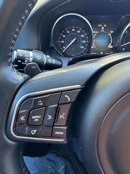 Jaguar XF 4dr Sdn 35t Premium RWD 2016