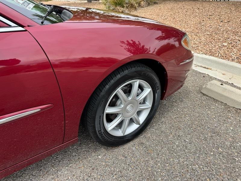 Buick LaCrosse 4dr Sdn CXS 2005