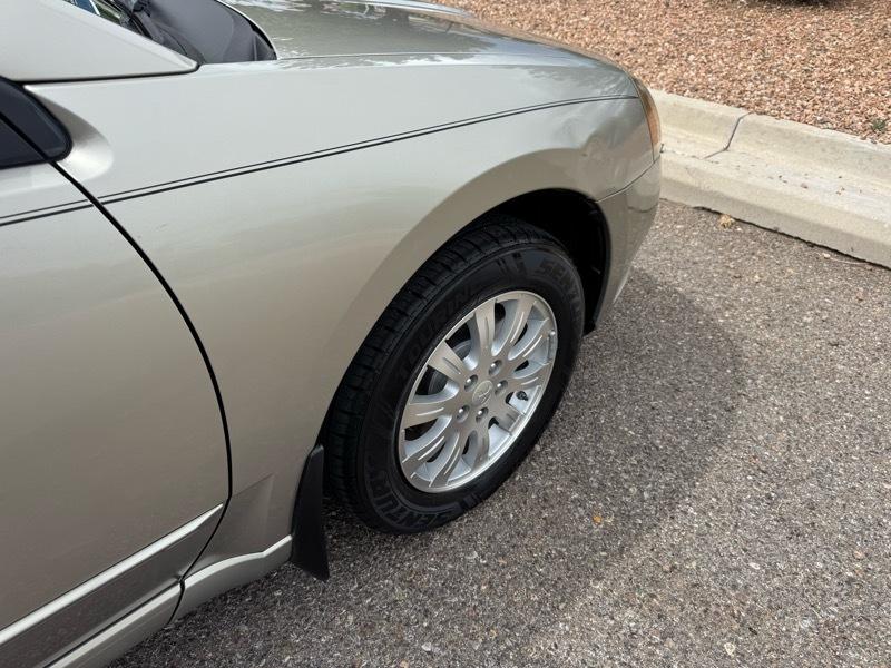 Mitsubishi Galant 4dr Sdn ES 2.4L Auto 2006