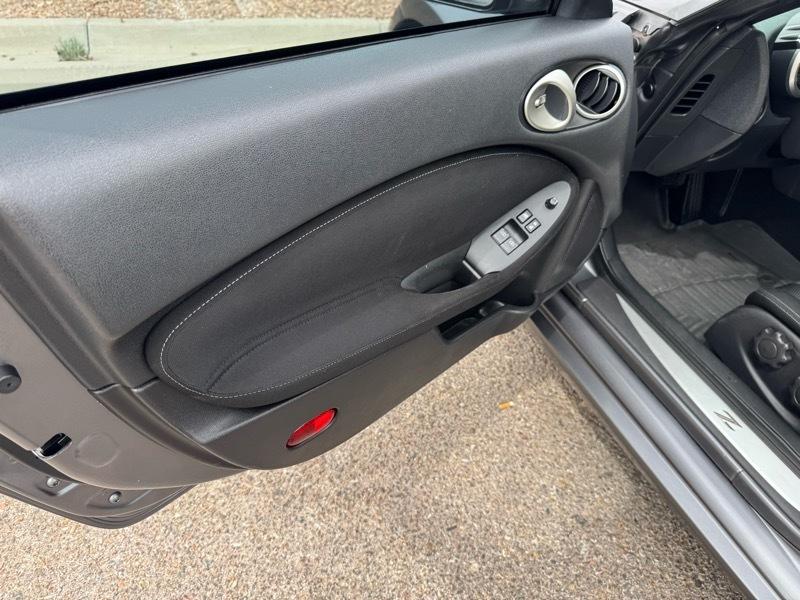 Nissan 370Z 2dr Cpe Auto Sport 2015