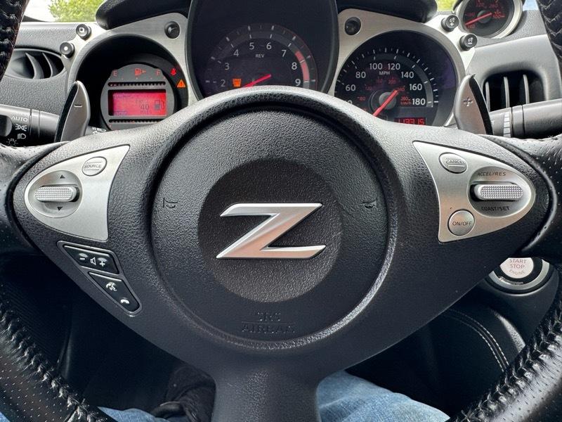 Nissan 370Z 2dr Cpe Auto Sport 2015