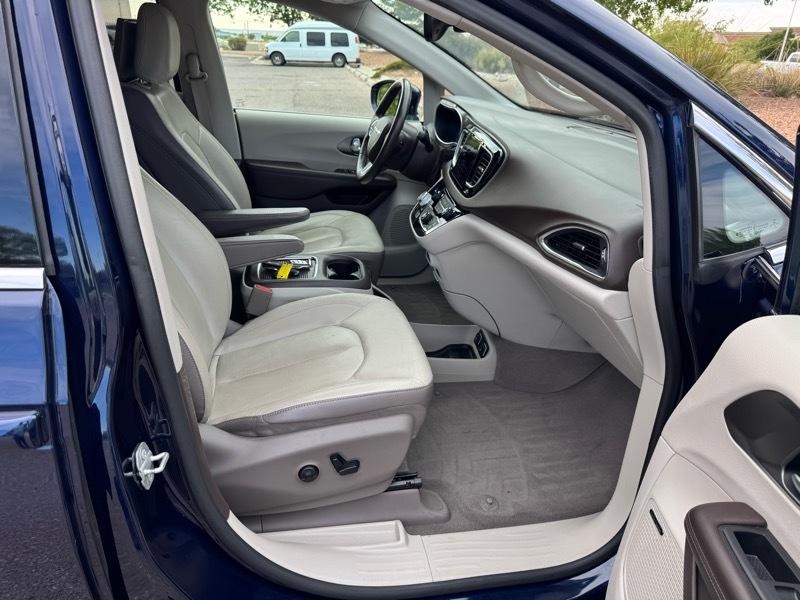 Chrysler Pacifica Touring L Plus FWD 2019