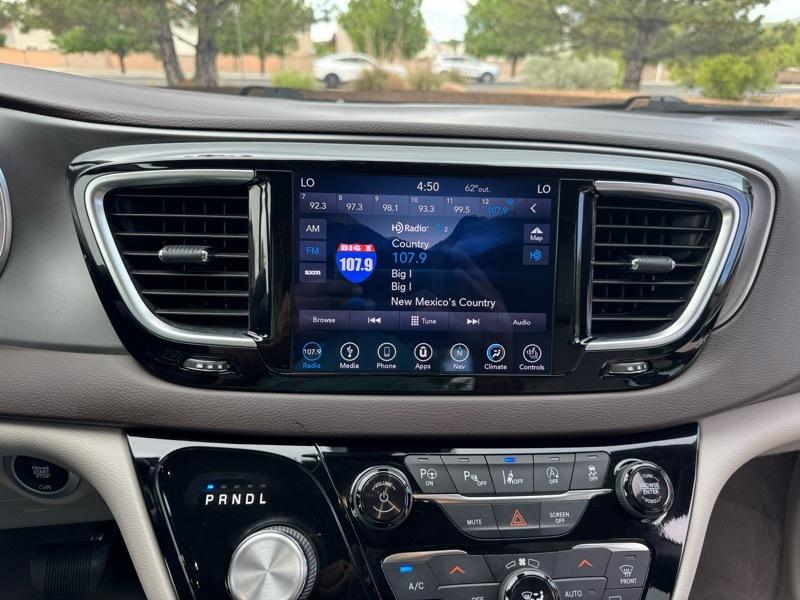 Chrysler Pacifica Touring L Plus FWD 2019