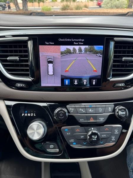 Chrysler Pacifica Touring L Plus FWD 2019