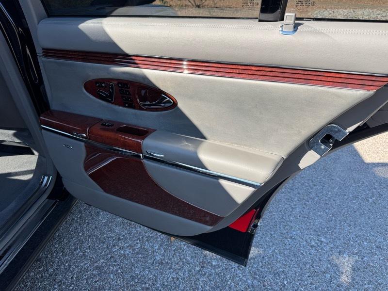 Maybach 57 4dr Sdn SWB 2004