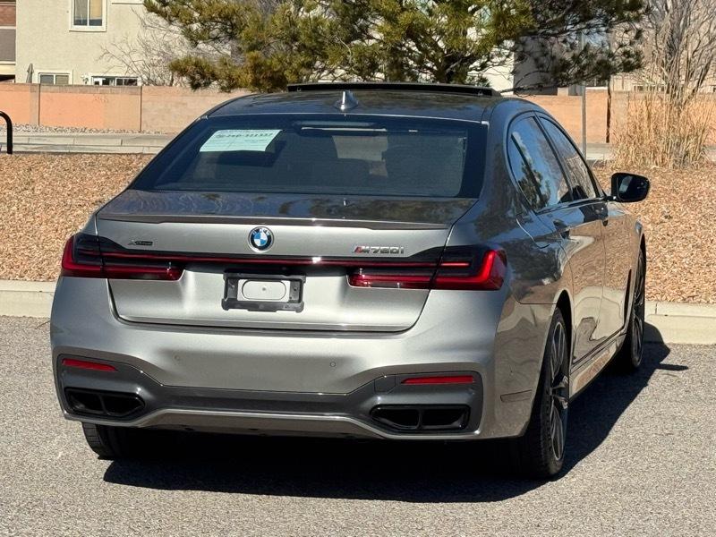 BMW 7 Series M760i xDrive Sedan 2022