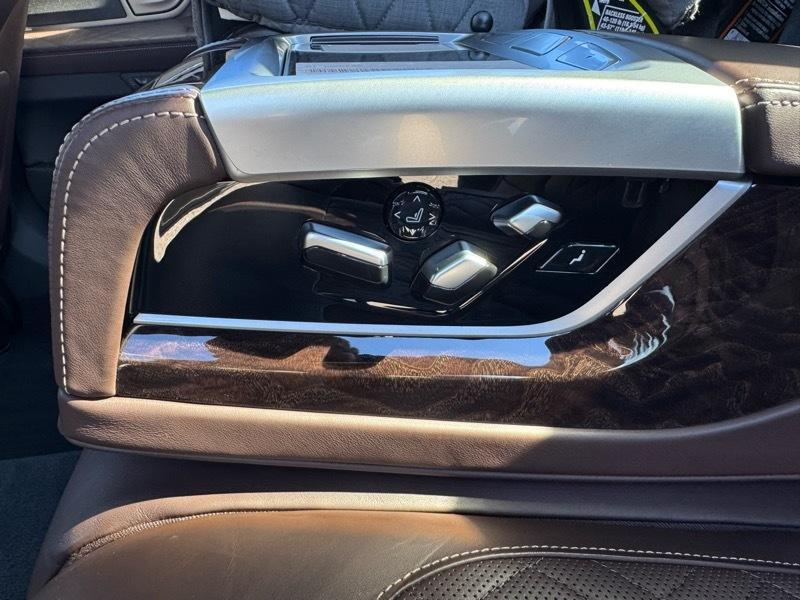 BMW 7 Series M760i xDrive Sedan 2022