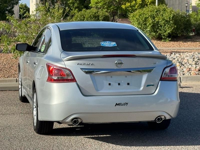 Nissan Altima 4dr Sdn I4 2.5 S 2013