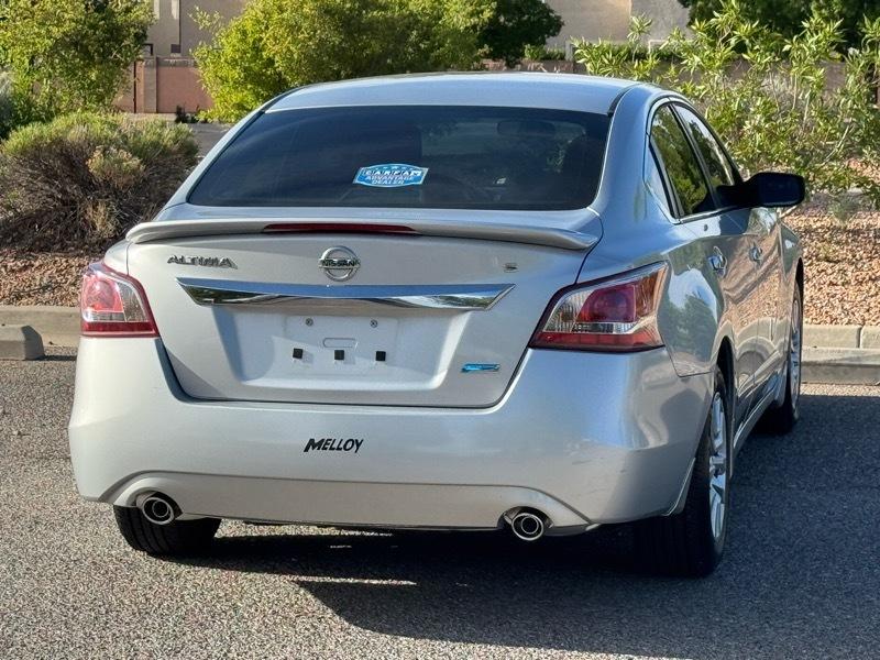 Nissan Altima 4dr Sdn I4 2.5 S 2013