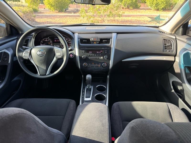 Nissan Altima 4dr Sdn I4 2.5 S 2013