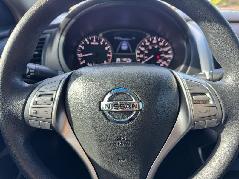 Nissan Altima 4dr Sdn I4 2.5 S 2013