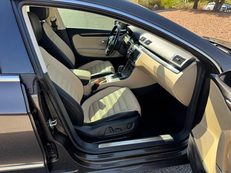 Volkswagen CC 2.0T Sport DSG PZEV 2017