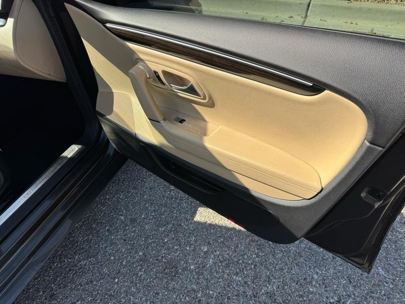 Volkswagen CC 2.0T Sport DSG PZEV 2017