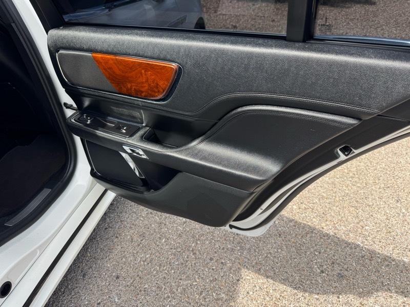 Lincoln Continental Standard FWD 2020