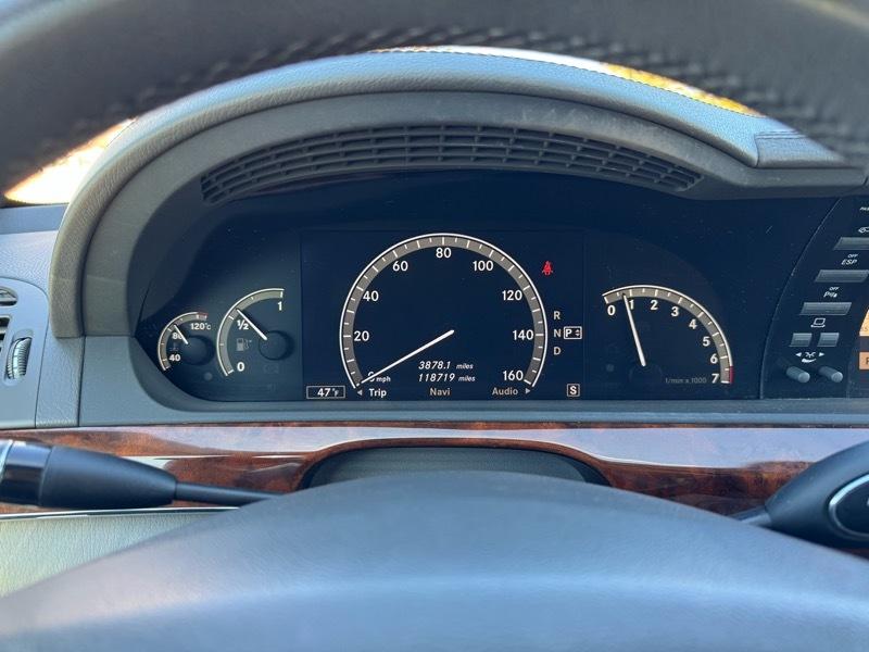 Mercedes-Benz S-Class 4dr Sdn 5.5L V8 RWD 2007