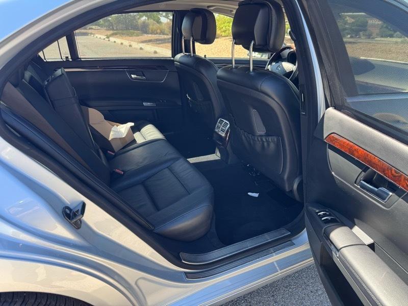 Mercedes-Benz S-Class 4dr Sdn S 350 BlueTEC 4MATIC 2012