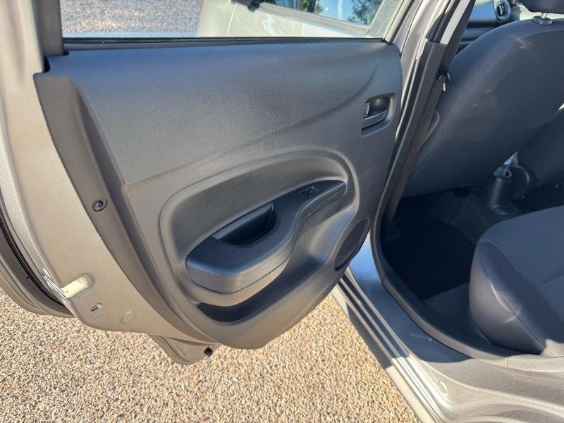 Mitsubishi Mirage ES CVT 2018