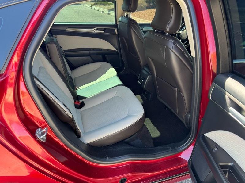 Ford Fusion SE FWD 2019