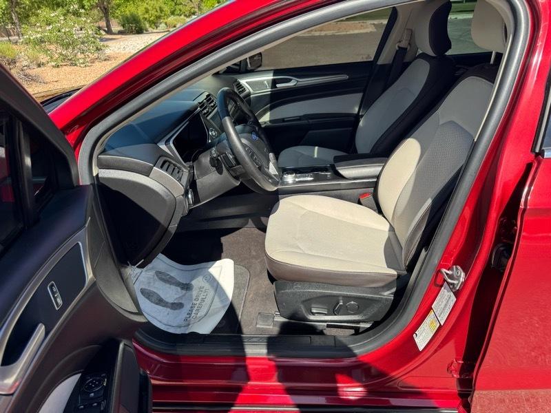 Ford Fusion SE FWD 2019