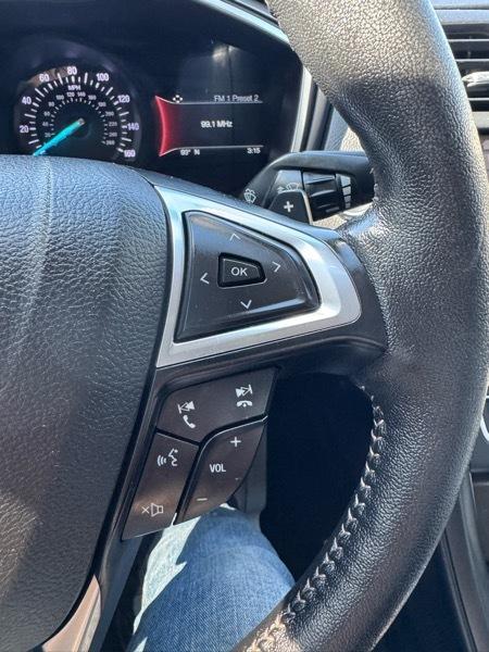 Ford Fusion SE FWD 2019
