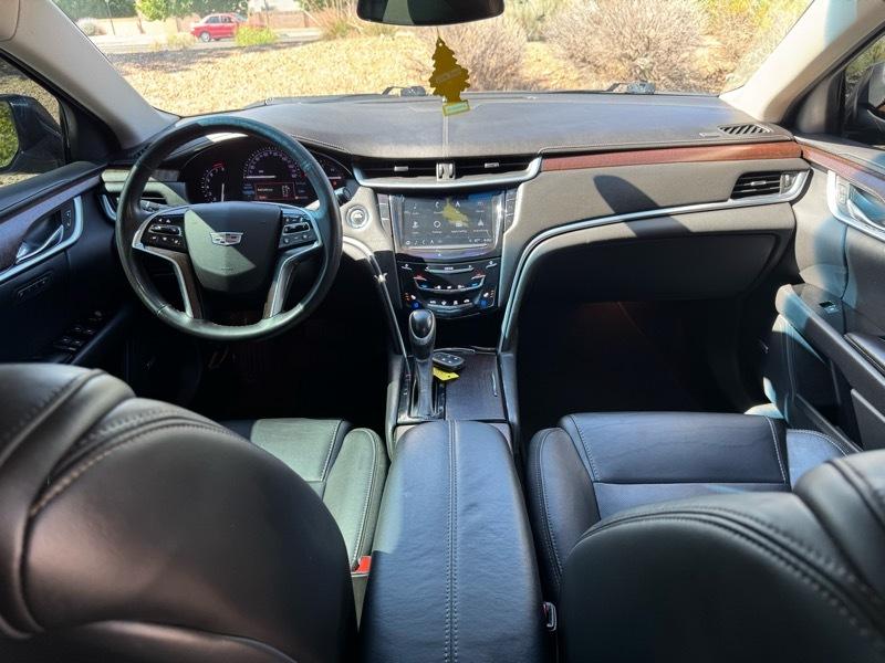 Cadillac XTS 4dr Sdn Luxury FWD 2019