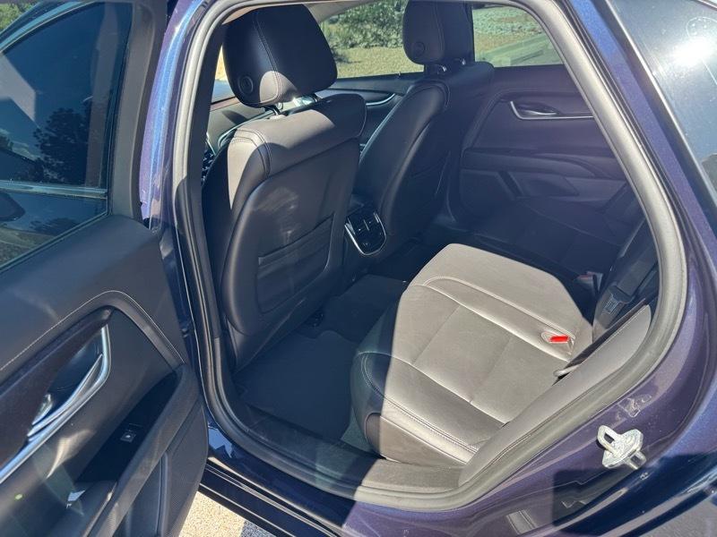 Cadillac XTS 4dr Sdn Luxury FWD 2019