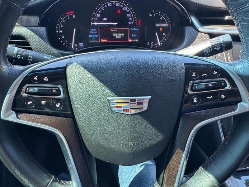 Cadillac XTS 4dr Sdn Luxury FWD 2019