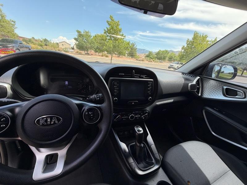 Kia Soul LX Manual 2021