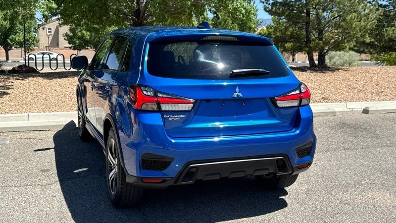 Mitsubishi Outlander Sport ES 2.0 CVT 2021