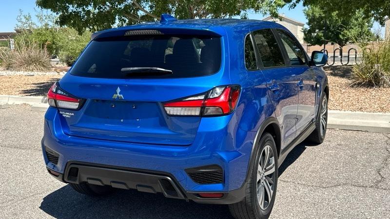 Mitsubishi Outlander Sport ES 2.0 CVT 2021