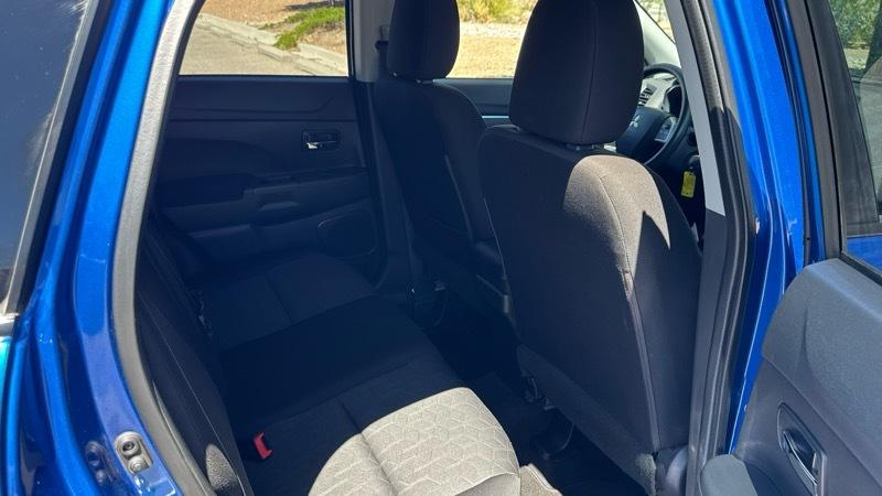 Mitsubishi Outlander Sport ES 2.0 CVT 2021