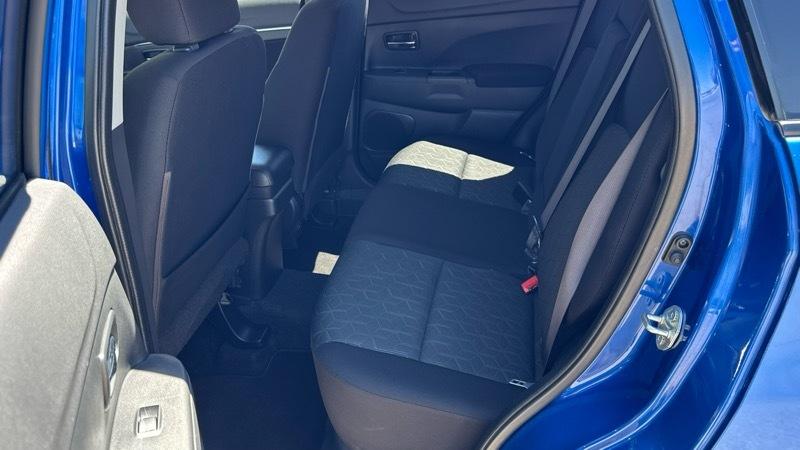 Mitsubishi Outlander Sport ES 2.0 CVT 2021