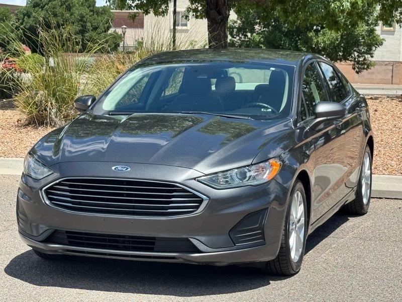 Ford Fusion Hybrid SE FWD 2019