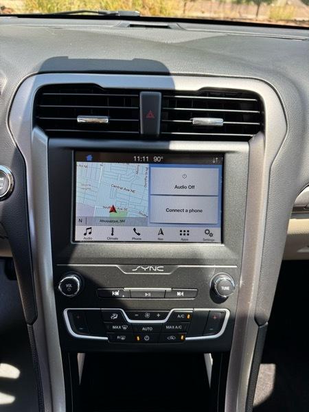 Ford Fusion Hybrid SE FWD 2019