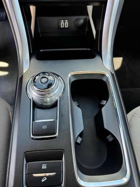 Ford Fusion Hybrid SE FWD 2019