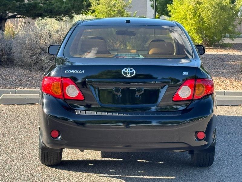 Toyota Corolla 4dr Sdn Auto LE (Natl) 2009