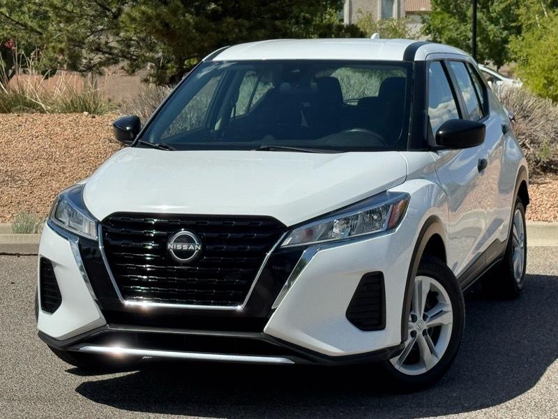 Nissan Kicks S FWD 2023