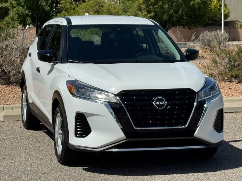 Nissan Kicks S FWD 2023