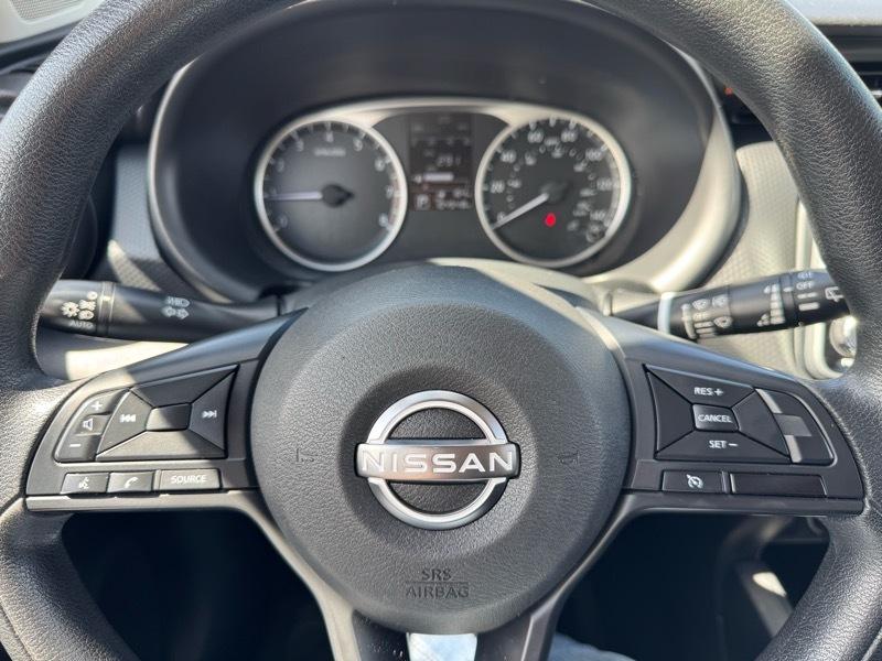 Nissan Kicks S FWD 2023
