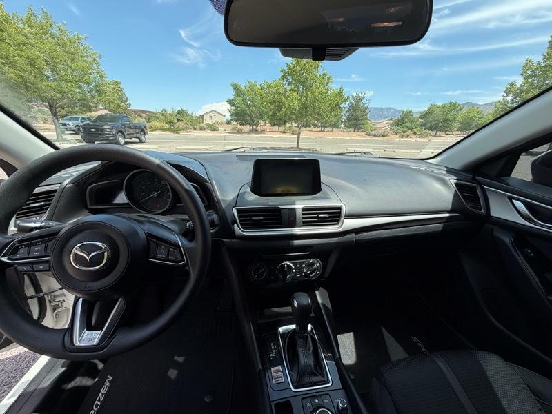 Mazda Mazda3 4-Door Sport Auto 2018