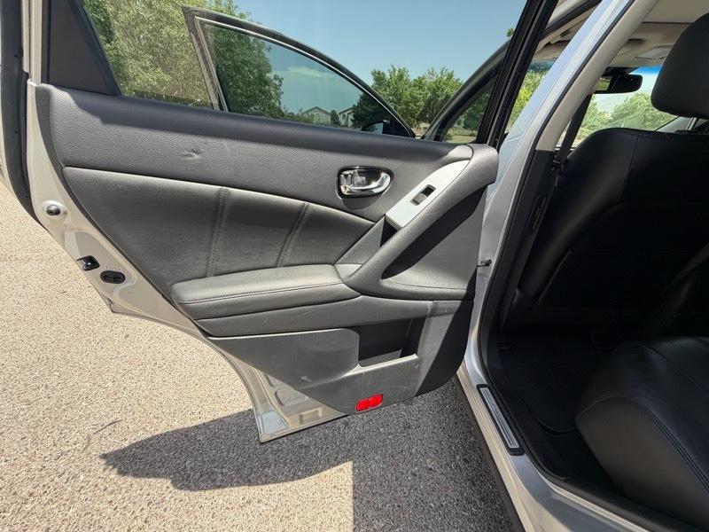 Nissan Murano AWD 4dr SL 2011