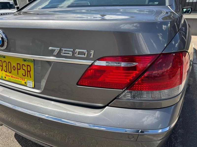 BMW 7 Series 750i 4dr Sdn 2006