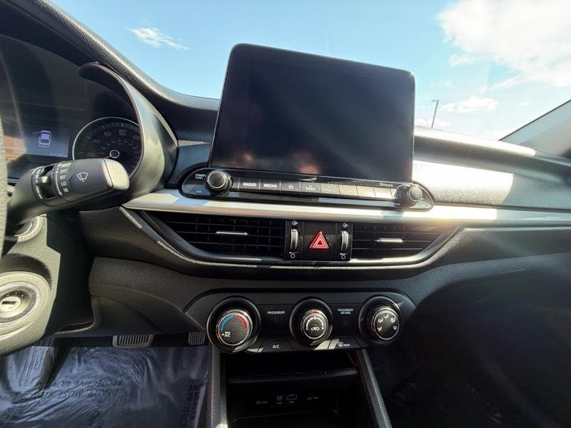 Kia Forte FE IVT 2021